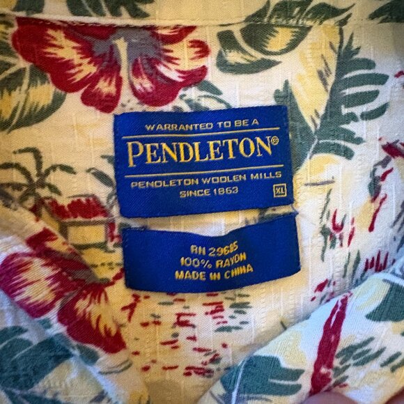 Pendleton Hibiscus Flower Button Up Shirt (XL) - Picture 2 of 4